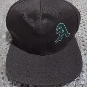 15ba0cd2-4673-42b1-835e-3d67747b7cd2 Chapeau à Bord Plat Must-have pour Hommes et Femmes, Chapeau Hip-hop de Rue Extérieur à la Mode et Tendance