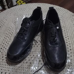 a1f0dd9f-8806-43e4-ba60-b78659f9ed05 Derby noir 2nd mai